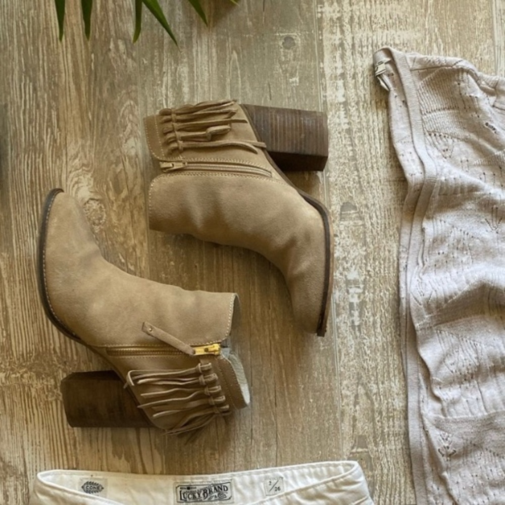 •Aldo• Suede Fringe Heeled Booties